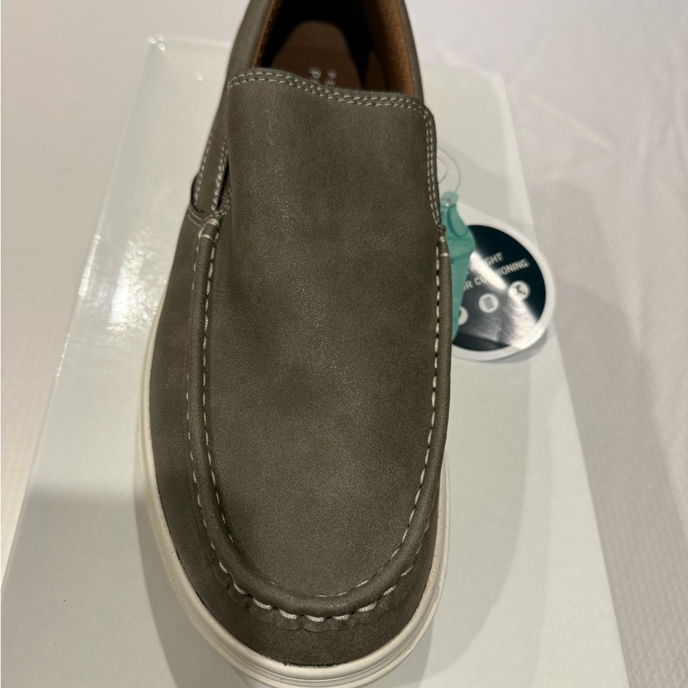 Perry Ellis Slip-On Loafers